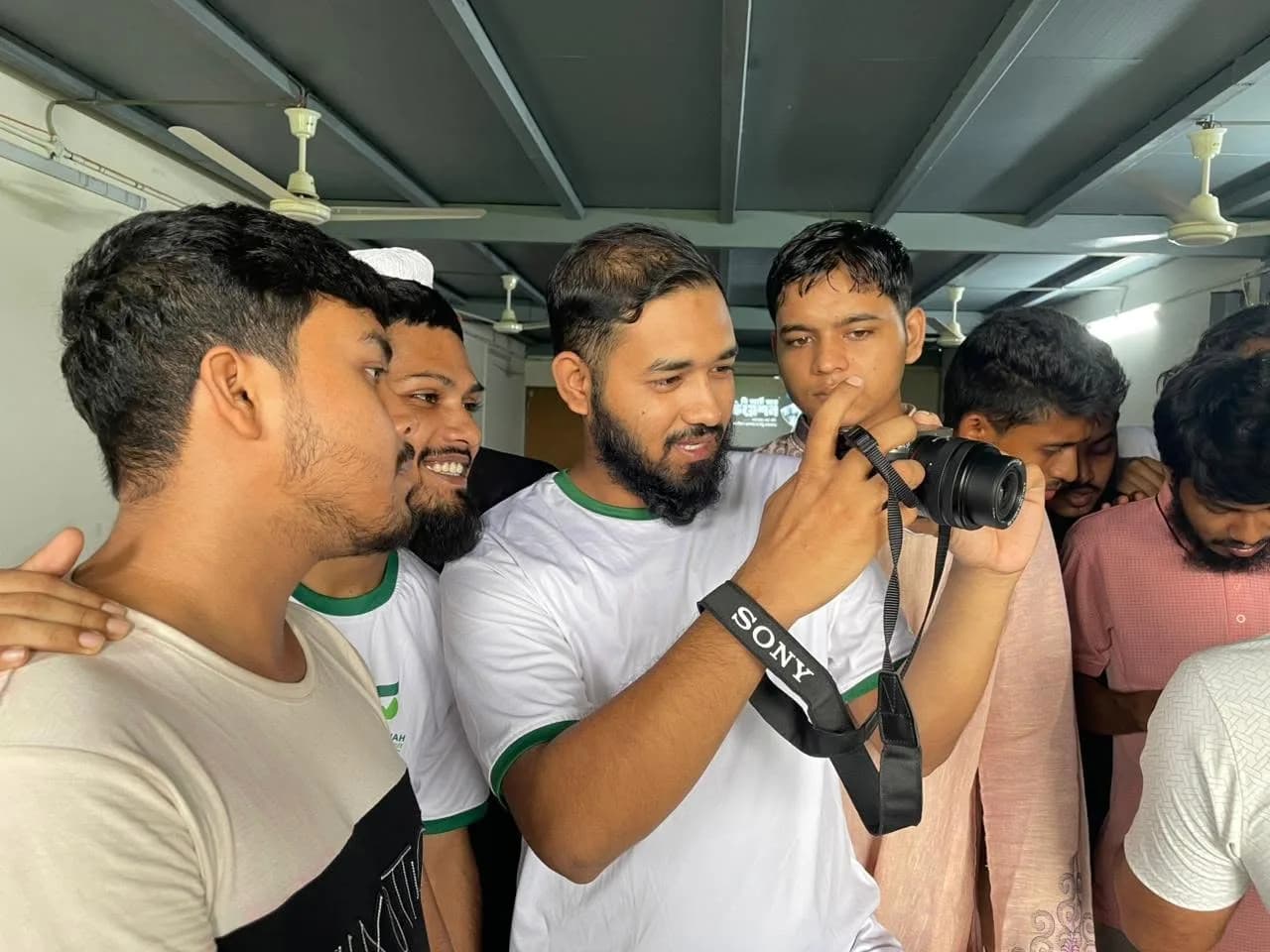 দি আর্ট অব ক্রিয়েশন — ছবি 1