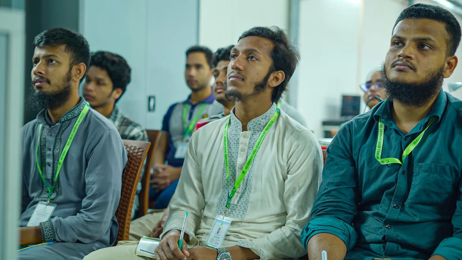 মোবাইল ফোন রিপেয়ার ট্রেনিং প্রোগ্রাম — ছবি 5